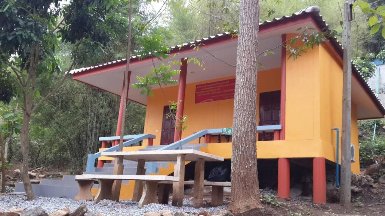 Villa Baan Rai Pu Fa Sattahip Exterior foto